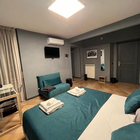 Naples Luxury Suites B&B المظهر الخارجي الصورة