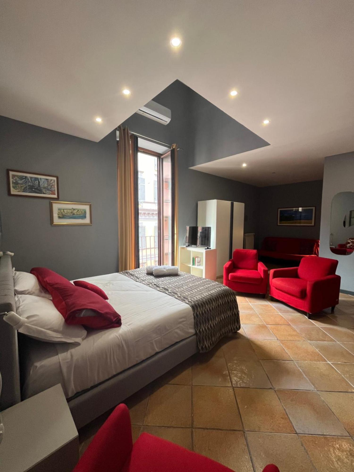 Naples Luxury Suites B&B المظهر الخارجي الصورة