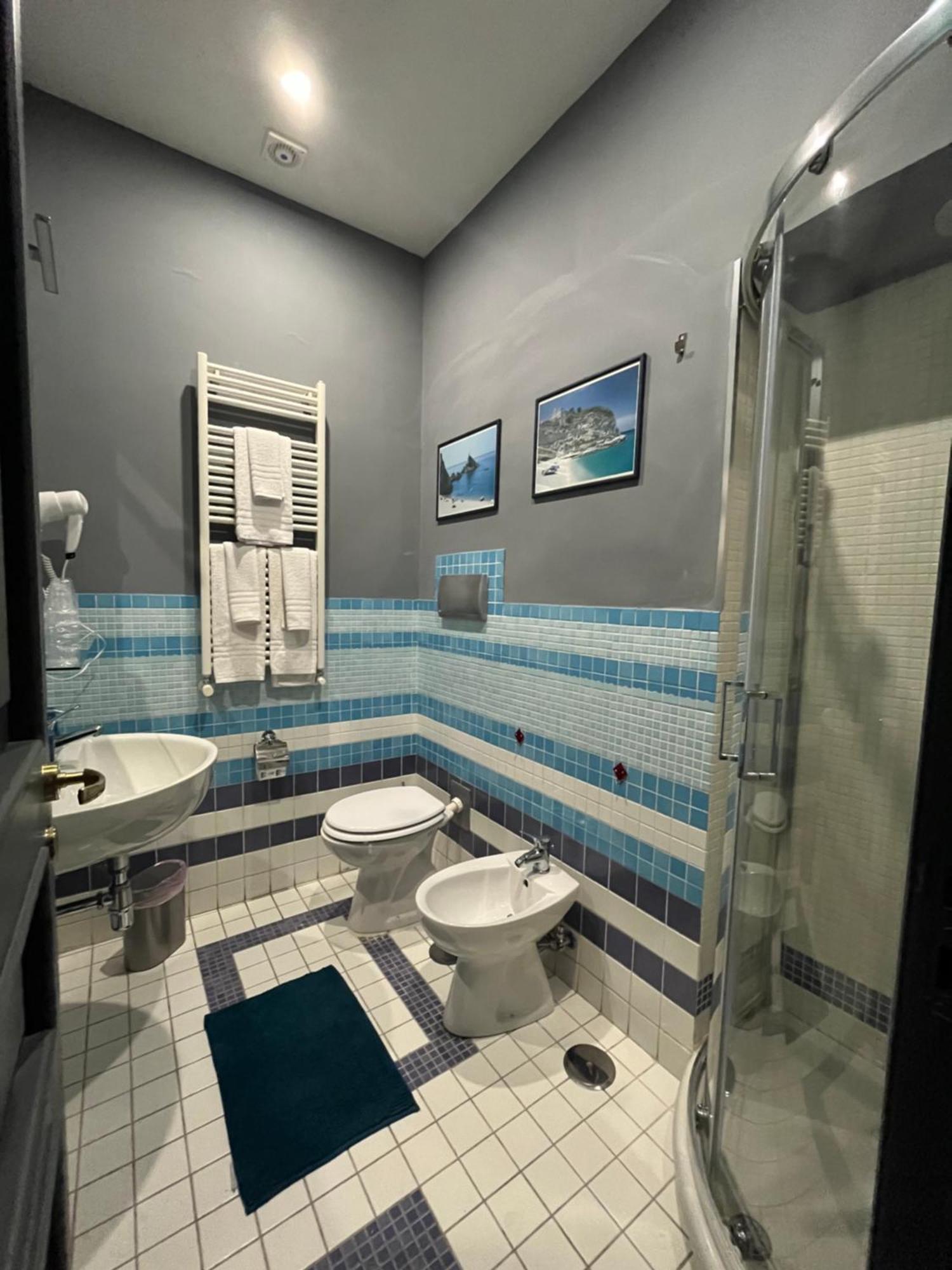 Naples Luxury Suites B&B المظهر الخارجي الصورة
